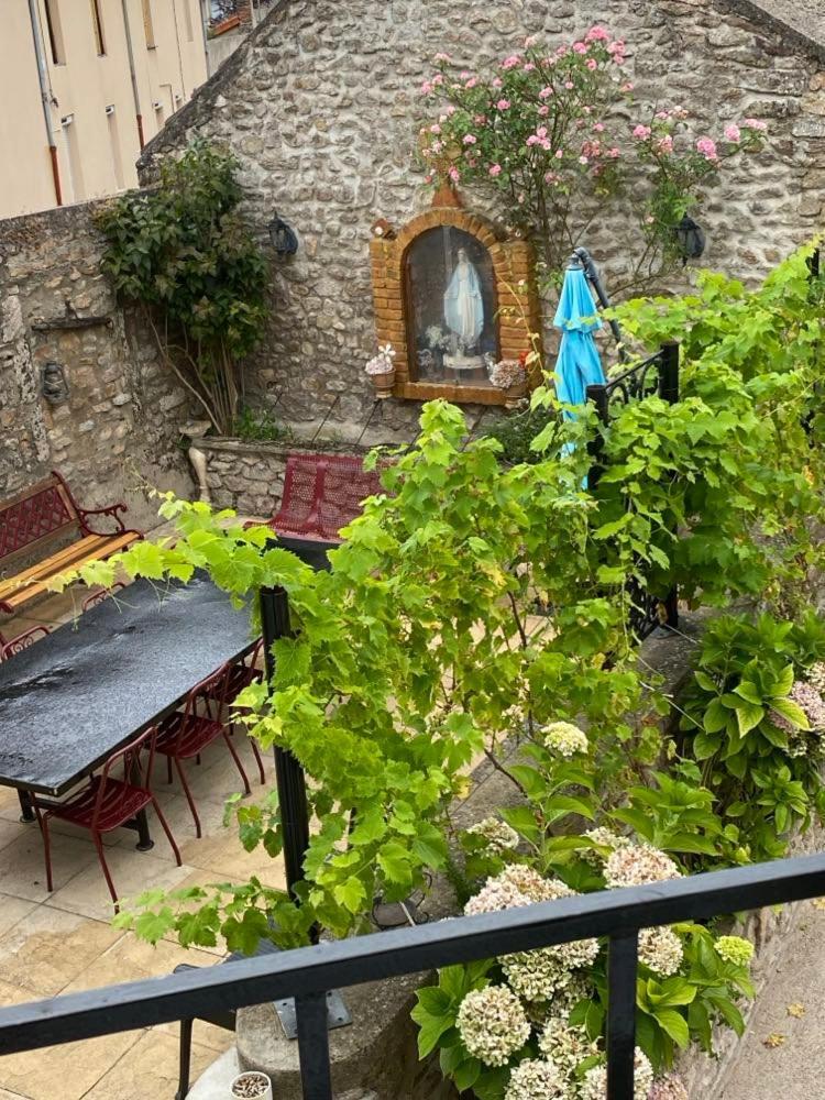 Chez Marie Et Angel Bed & Breakfast Autun Luaran gambar